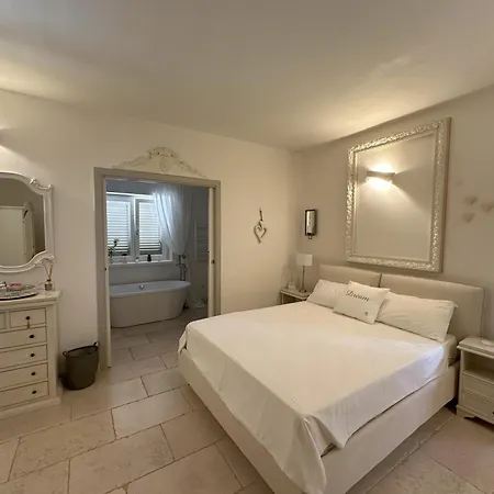 Trullo Alba * Cisternino